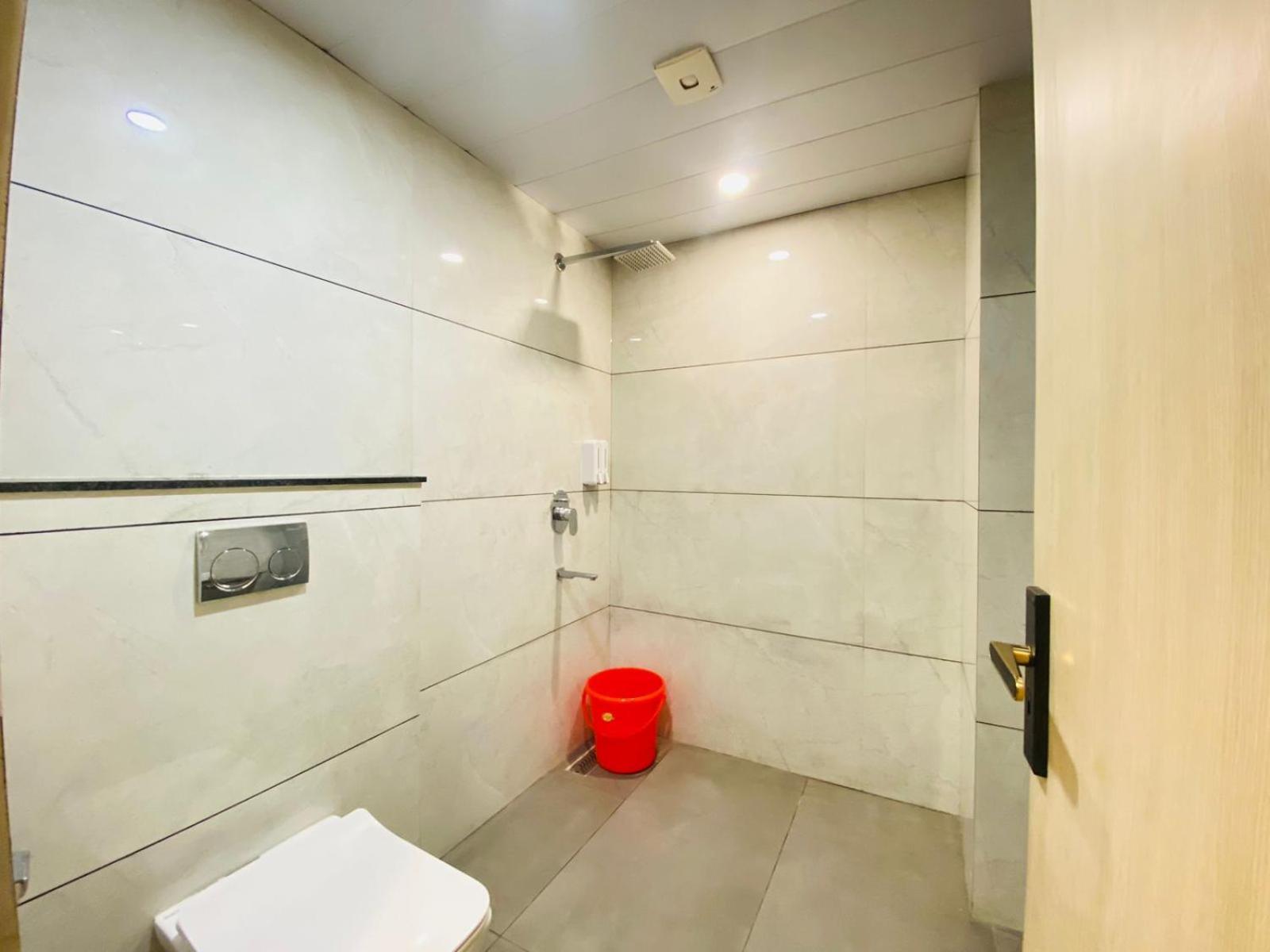 Hotel Holiday Grand Greater Noida Exteriér fotografie