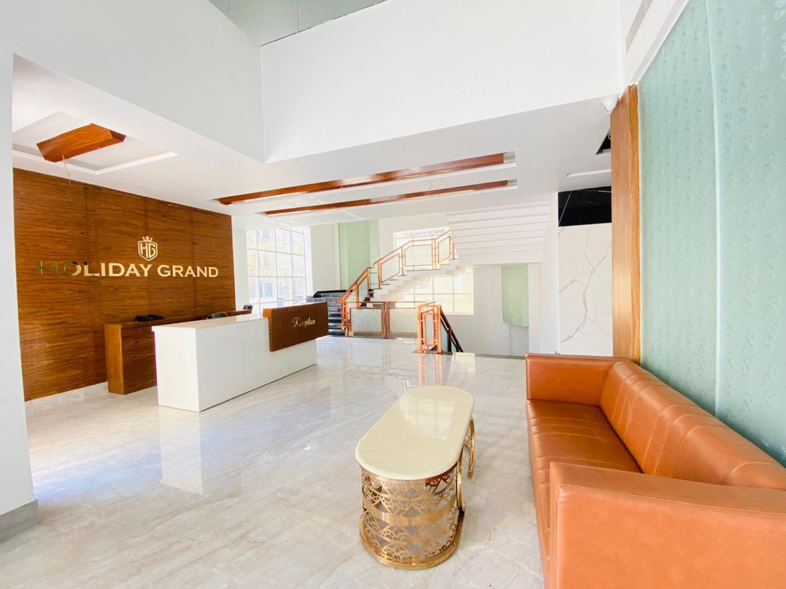 Hotel Holiday Grand Greater Noida Exteriér fotografie