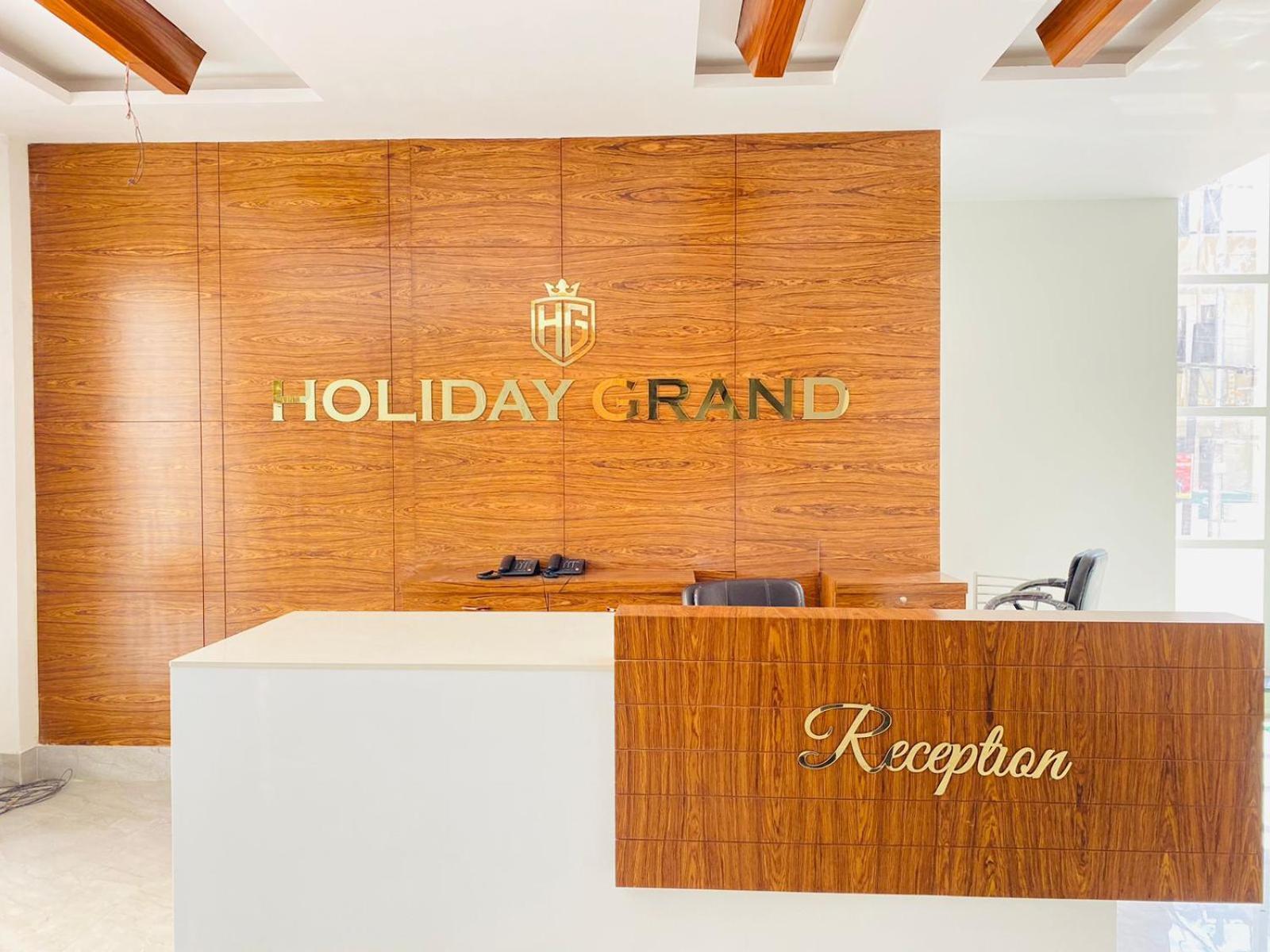 Hotel Holiday Grand Greater Noida Exteriér fotografie